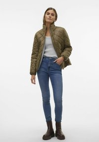 Vero Moda VMSKYLAR  - Giacca invernale - capers