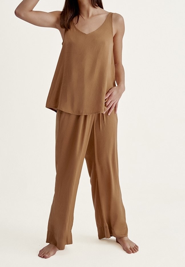 Born Living Yoga Tygbyxor - brown