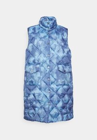 Colete sem mangas acolchoado azul com colarinho alto, apresentando dois bolsos frontais e fechos de botão de pressão. Material texturizado e leve.