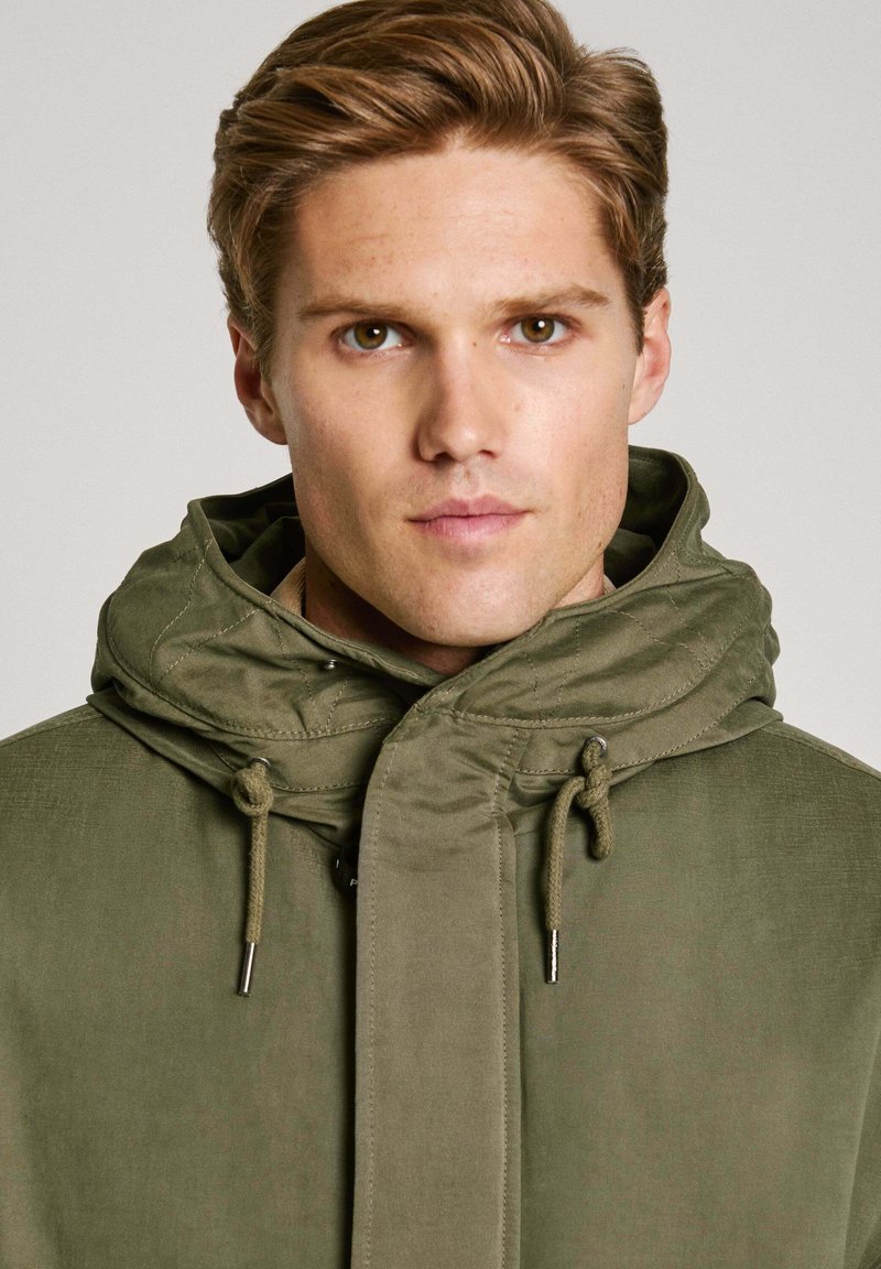 Parka Pepe Jeans Cooler Glorie Jr - Taille 176 Kaki - Occasion Très Bon État - Modèle TOP BI820