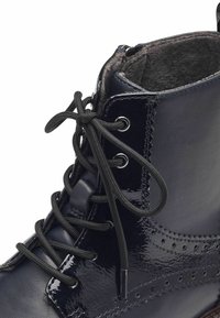 s.Oliver Botines con cordones - navy