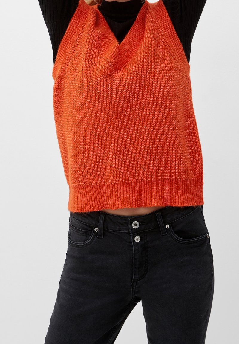 QS Sweter