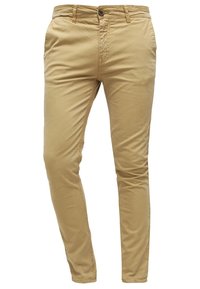 Khaki chinos s slim fit, vyrobené z bavlněné směsi. Mají přední zapínání na knoflík, poutka na pásek a boční kapsy. Hladká textilie.