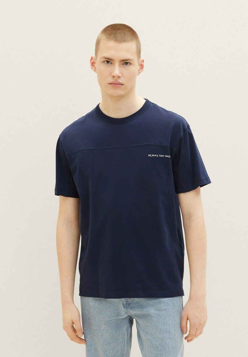 10668 T-shirt 1047405 Tom Tailor Denim, Short-sleeved 10668 T-shirt 1047405 Tom Tailor Denim, Short-sleeved | Denim Dream e-store