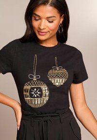 Lipsy Triko s potiskem - black bauble