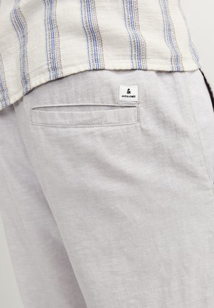 Jack & Jones JPSTKANE JJSUMMER LINEN BLEND JOGGER - Broek - crockery