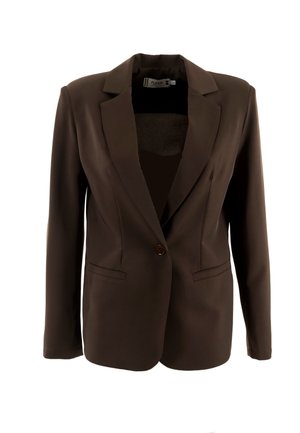 Blazer marrón hecho de una tela suave, con cierre de un solo botón, solapas con muesca y dos bolsillos frontales.