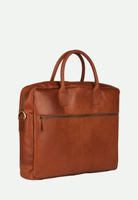 Borsa da lavoro in pelle marrone con due manici superiori, una tasca anteriore con zip e una superficie liscia. Presenta un'assemblaggio minimale e accessori dorati.