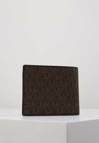 Michael Kors GREYSON BILLFOLD COIN POCKET - Portafoglio - brown/black