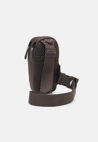 Nike Sportswear ESSENTIALS CROSSBODY UNISEX - Mala a tiracolo - ironstone/black