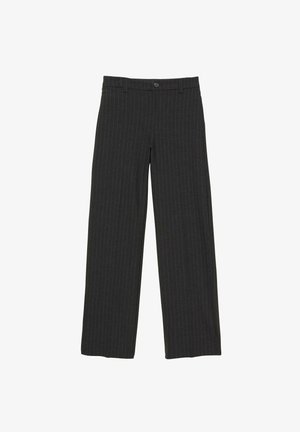 Koolgrijze wijde broek met subtiele streepjes. De stof lijkt glad met een rechte voorkant, voorzien van een knoopsluiting en riemlussen.