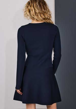 Next Robe pull - navy blue