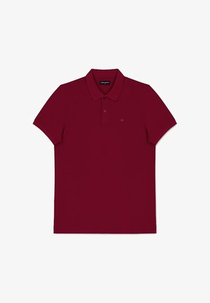 Bordowa koszulka polo z krótkim rękawem, z dwoma guzikami i małym haftowanym logo na lewej piersi.
