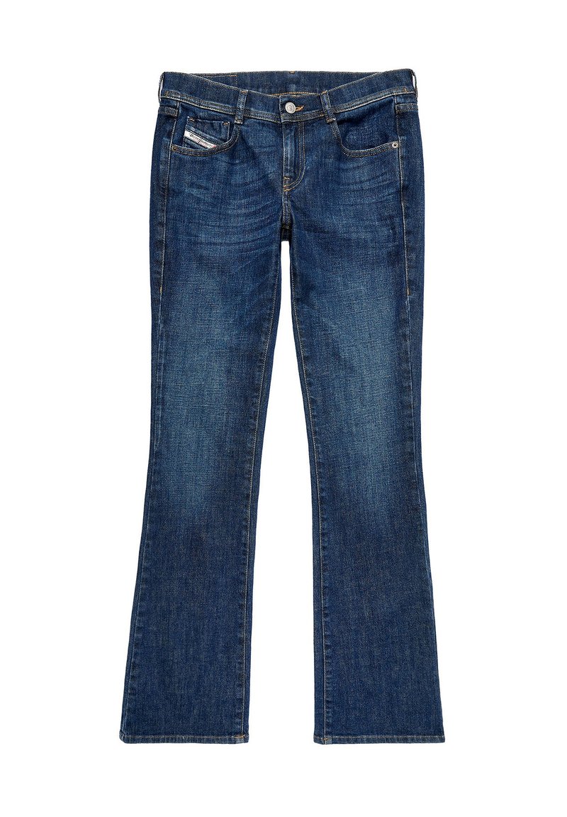 Blugi bootcut