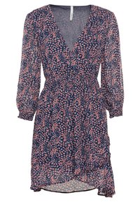 Mörkblå blommig klänning med djup V-ringning, långa puffärmar och elastisk midja. Har en lager-hem och små rosa blommor över hela.