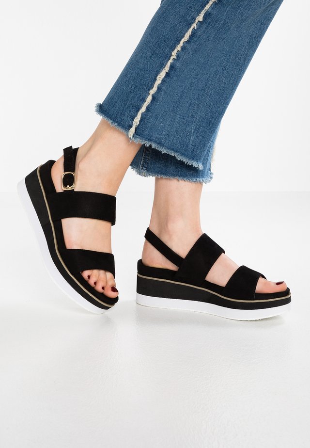 Platform sandals - black