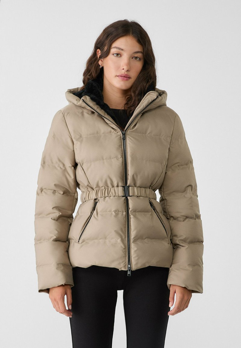 Stradivarius HOODED PUFFER - Zimná bunda - mottled brown