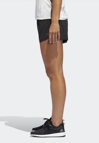 adidas Performance Pantalón corto de deporte - black