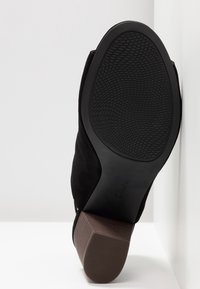 Clarks Sandales - black