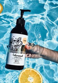 Yope SHOWER GEL - Duschtvål - cedarwood & bitter orange