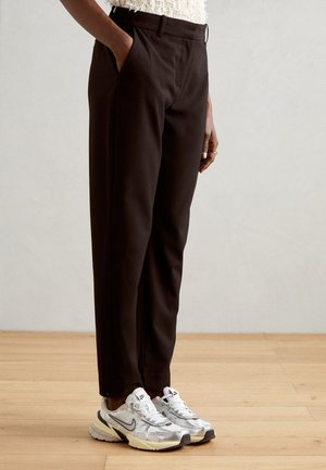 BYDanta - Chinos - black