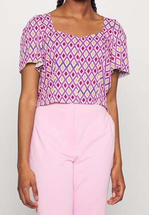 Blus - berry