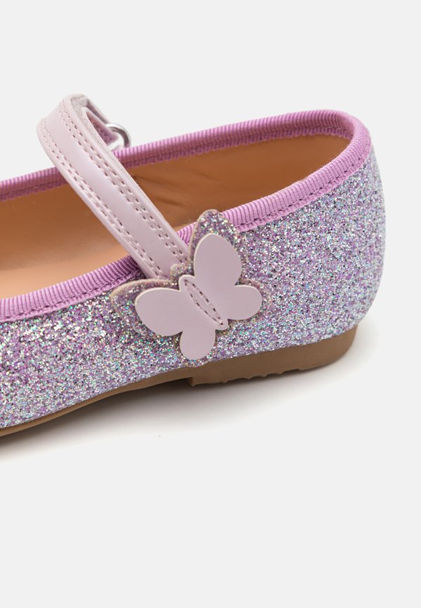 Riemchenballerina – lilac