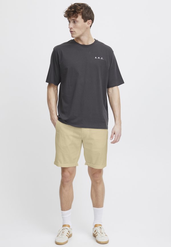 BHLIAS LINEN MIX - Shorts - chalk ston3