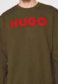 HUGO Felpa - dark green