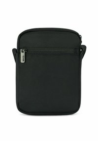 Czarna torba na ramię z materiału, z zamykaną na zamek kieszenią z przodu, prostokątnego kształtu, gładkiej tekstury oraz bocznym mocowaniem na pasek.