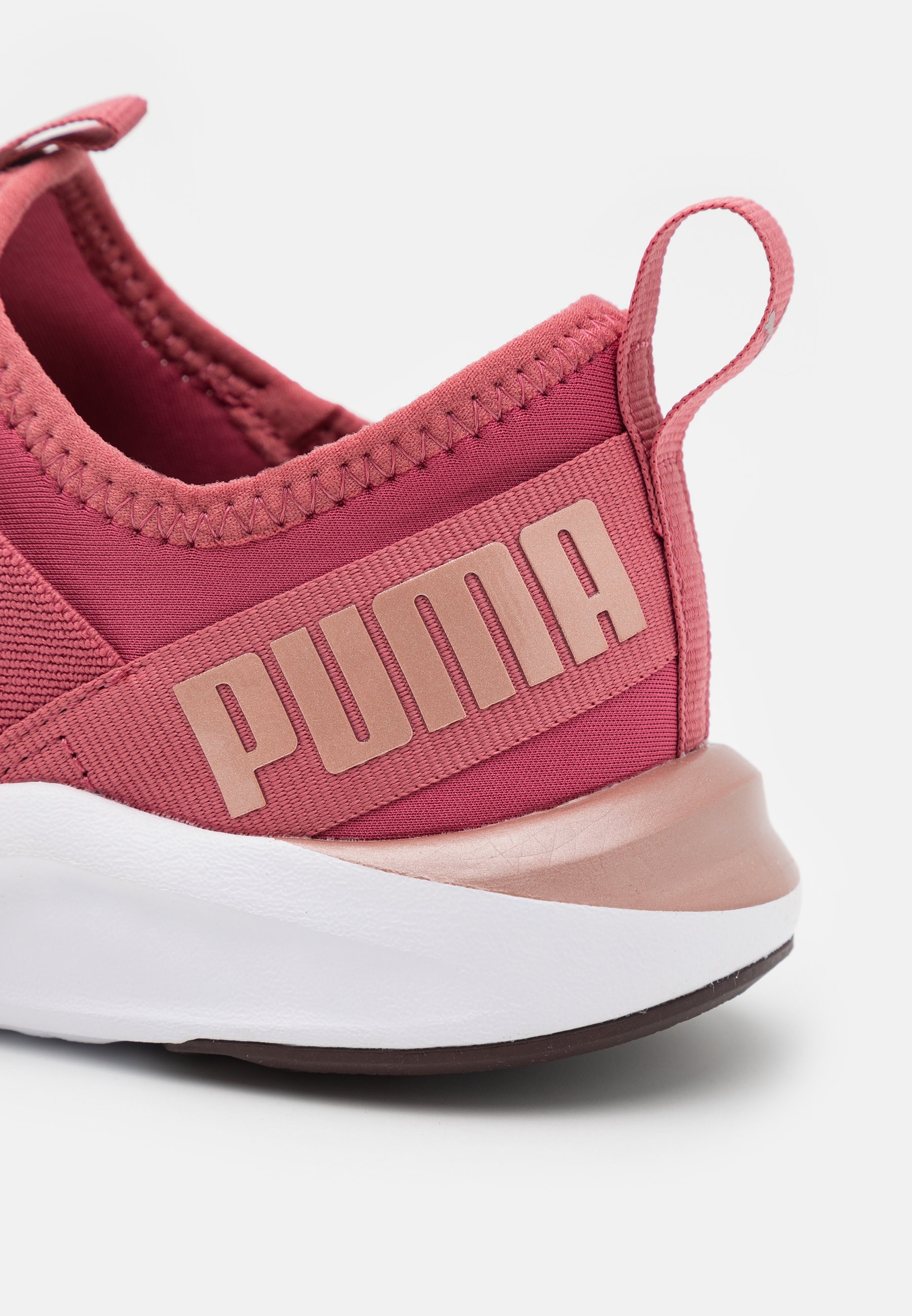 puma prowl slip on pink