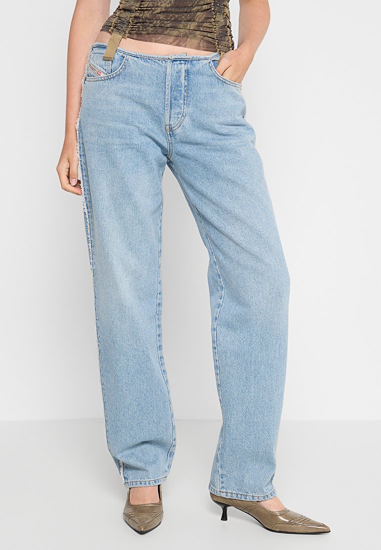 Diesel Relaxed fit jeans lichtblauw Diesel Relaxed fit jeans lichtblauw