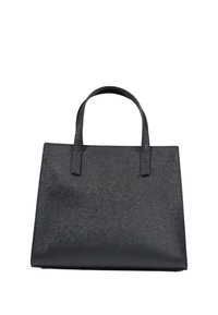 Borsa tote nera in materiale sintetico texturizzato, forma rettangolare, con due manici superiori e senza hardware o dettagli visibili.