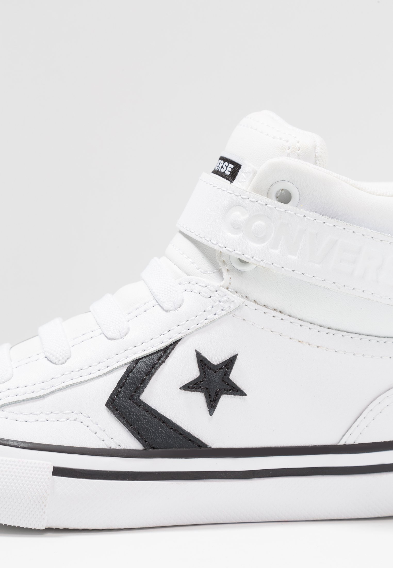 black strap converse