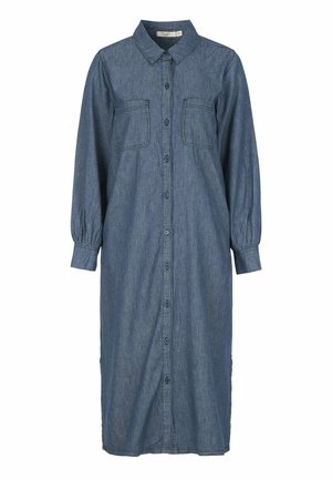 Denimkjole i en blå nuance med krave, lange puffærmer, knaplukning foran og to brystlommer, der har en afslappet pasform.