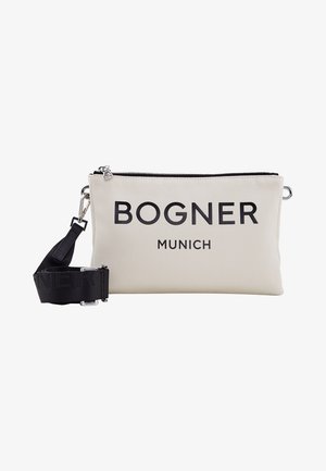 Sac bandoulière rectangulaire en tissu beige avec une sangle noire réglable et "BOGNER MUNICH" imprimé en noir à l'avant.