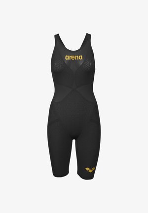 Čierne plavky na celé telo s logom "arena" v zlatej farbe na hrudi a zlatým symbolom na ľavom stehne.