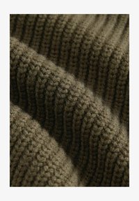 Unausgewählt, khaki green