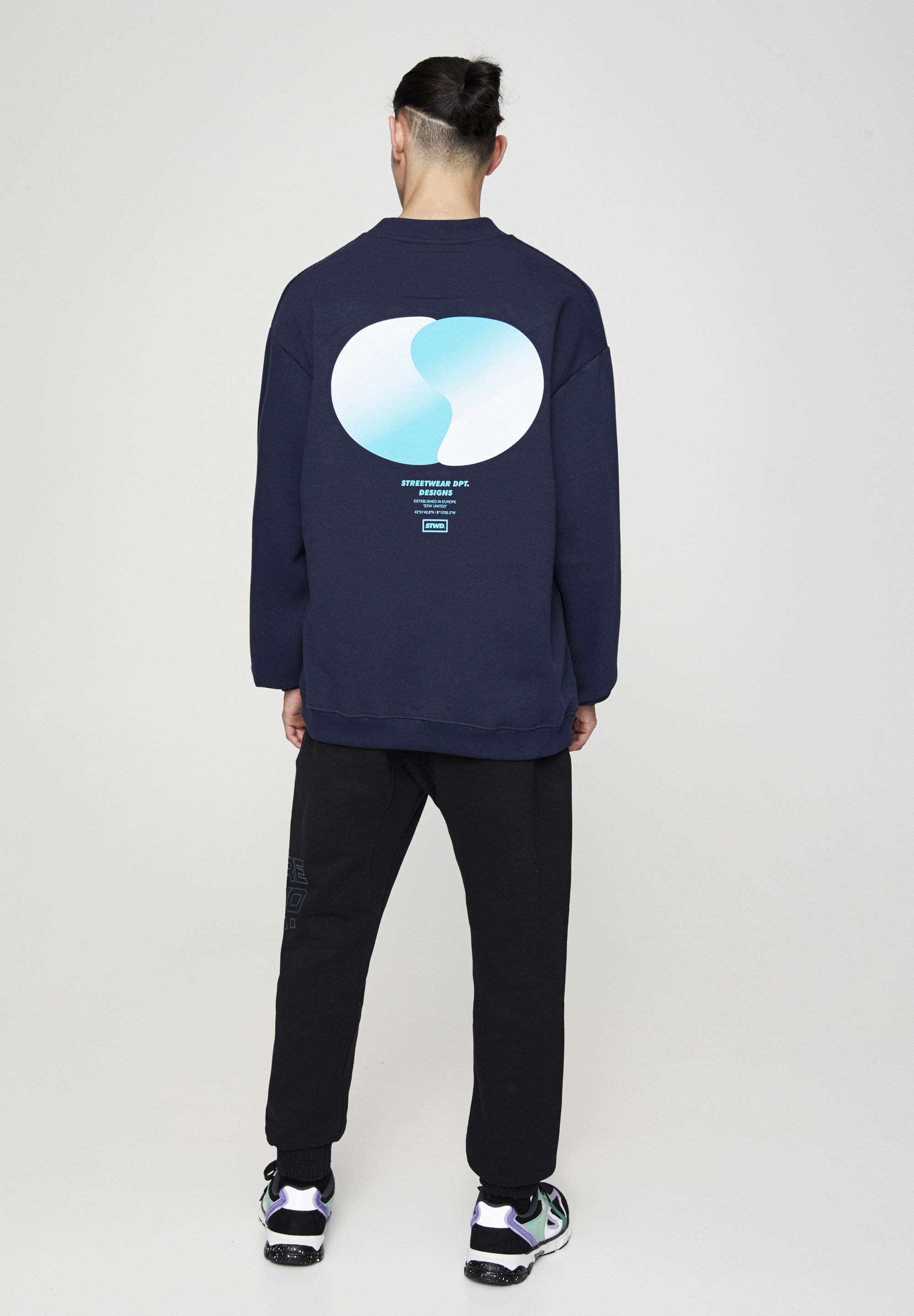 PULL&BEAR KOMBINIERTES SWEATSHIRT „STWD“ 05596555 PULL&BEAR MIT WOLFSMOTIV Sweatshirt dark blue Zalando.at