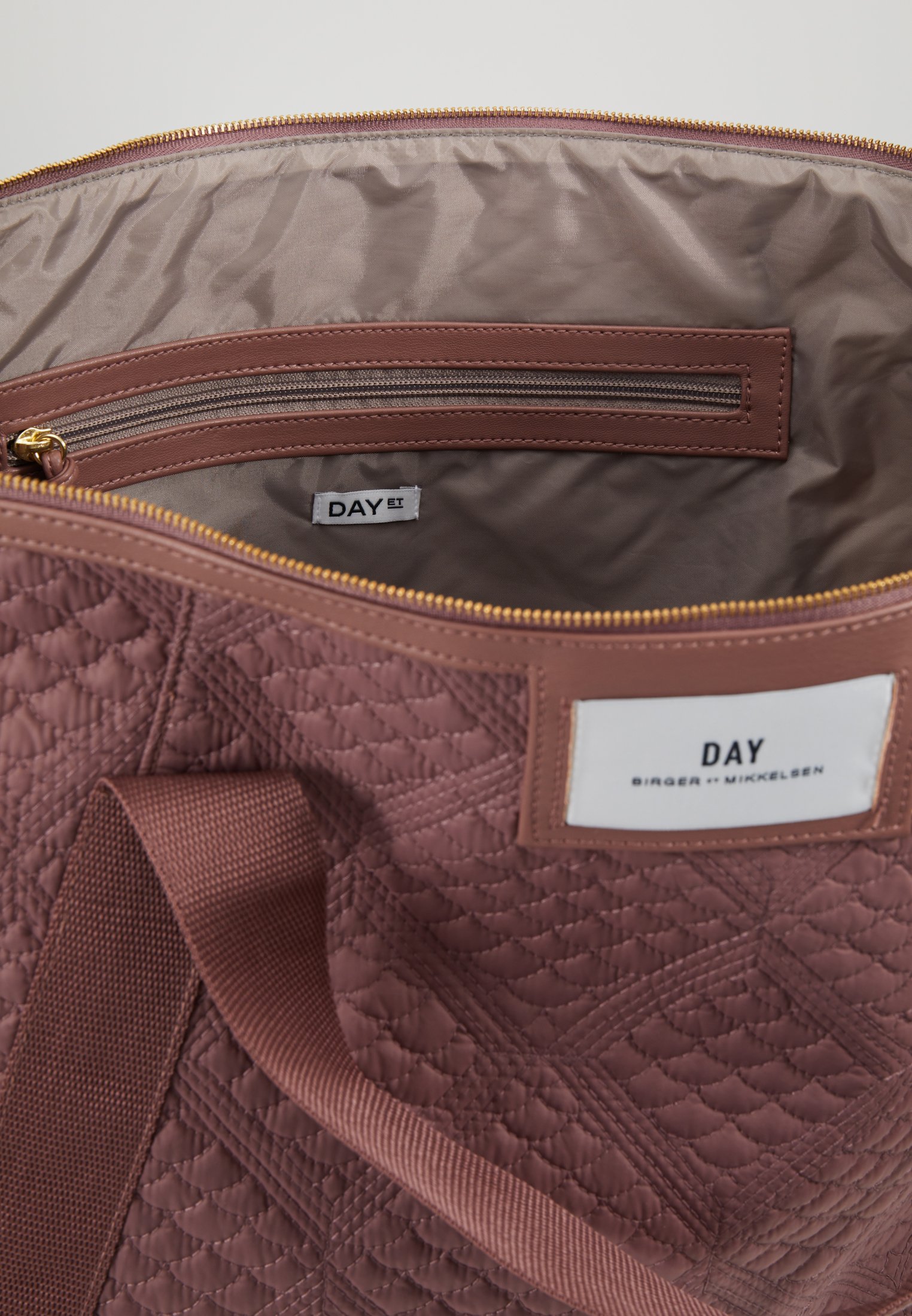 DAY Birger et Mikkelsen GWENETH TOPAZ CROSS Shoppingveske DAY Birger et Mikkelsen GWENETH TOPAZ CROSS Shoppingveske