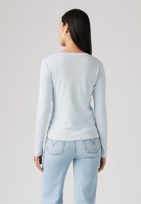 Levi's® ESSENTIAL - Hosszú ujjú felső - skyway