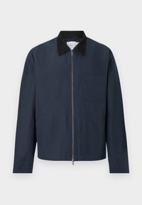 Δεν επιλέχθηκε, salute