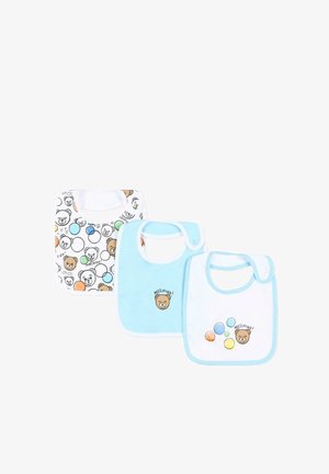 Drie slabbetjes met berengezichten en kleurrijke cirkels, met blauwe en witte kleuren en de tekst "Moschino" op twee slabbetjes.