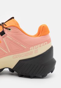 Salomon SPEEDCROSS 5 - Sapatilhas de trail running - blooming dahlia/black/vibrant orange