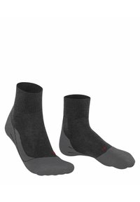 Graue Knöchelsocken mit gerippten Bündchen, verstärkten Sohlen und subtilen roten Akzenten. Glatte Textur mit passgenauer Form für optimalen Tragekomfort.