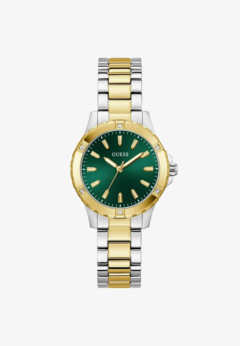 Zlatni i srebrni metalni sat s okruglim zelenim brojčanikom, zlatnim oznakama sati i narukvicom od nehrđajućeg čelika. Karakteristike uključuju reljefni okvir.