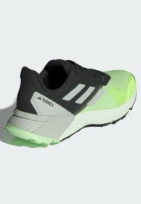 Adidas Terrex SOULSTRIDE - Fjellsko - green spark   silver   core black