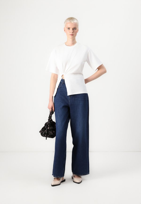 ONLCLEO O NECK  - Basic T-shirt4