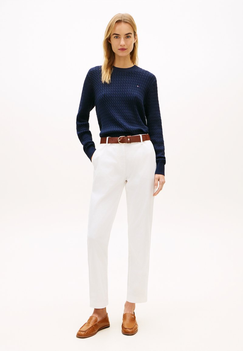 Tommy Hilfiger CABLE FINE SWEATER - Svetr - dark night navy