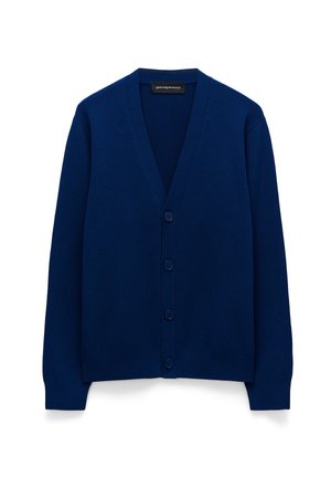 Donkerblauw V-halspatroonvest met lange mouwen en vier knopen aan de voorkant, gemaakt van een textuurgebreide stof.